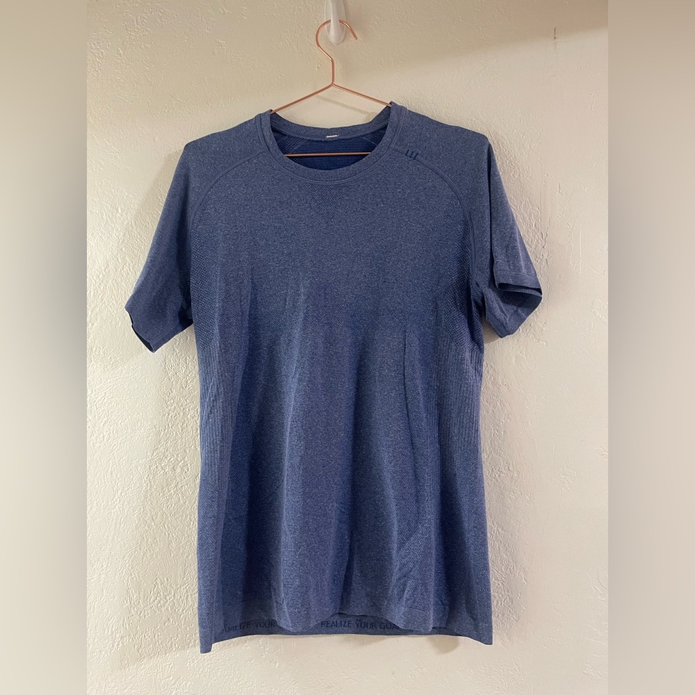 Lululelom Metal Vent Tech Short-Sleeve Shirt size S